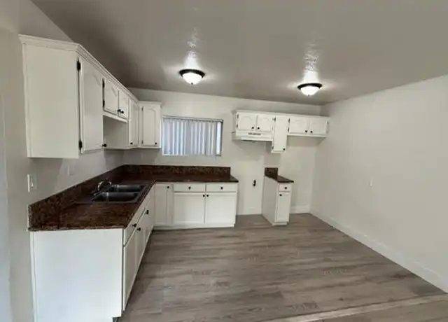 Property at 1552 E 32nd St Unit 2, Los Angeles, CA, 90011, 2 beds, 1 bath, [object Object]