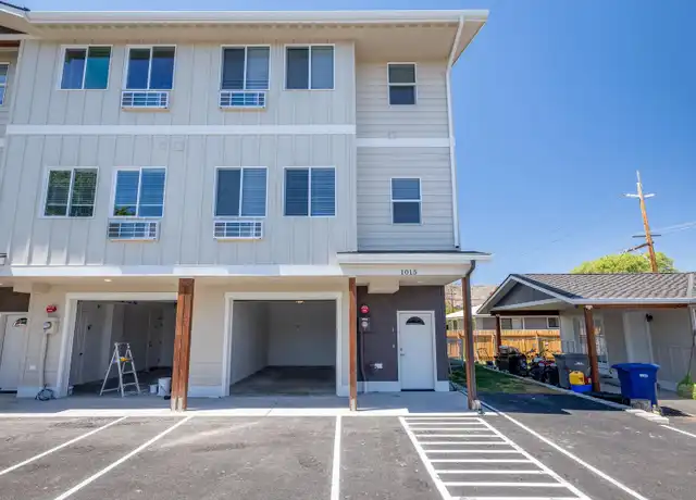 Property at 1013 Fifth St Unit 2B, Wenatchee, WA, 98801, 1 bed, 1 bath, [object Object]