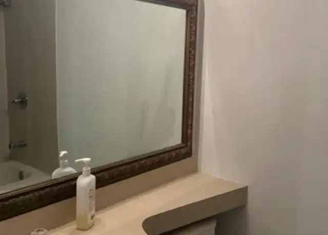Property at 16450 NW 2nd Ave, Miami, FL, 33150, 0 beds, 1 bath, [object Object]