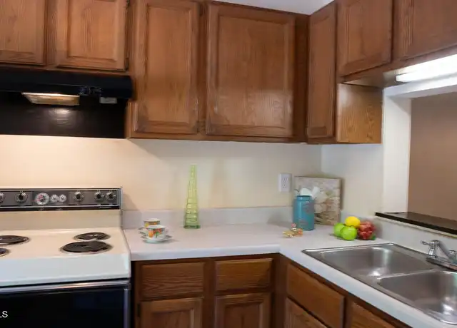 Property at 230 Saint Andrews Ln, Chapel Hill, NC, 27517, 2 beds, 1.5 baths, [object Object]