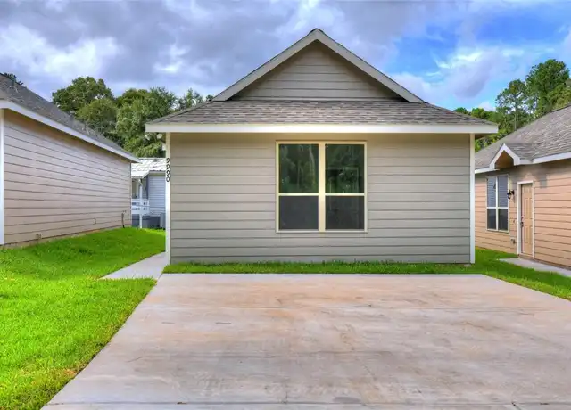 Property at 9988 Calendar St, Willis, TX, 77318, 2 beds, 1 bath, [object Object]