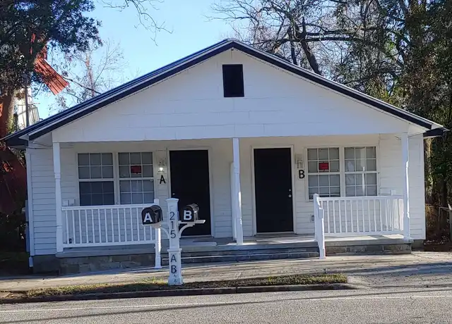 Property at 215 Johnson St Unit (A or B), Statesboro, GA, 30458, 2 beds, 1 bath, [object Object]