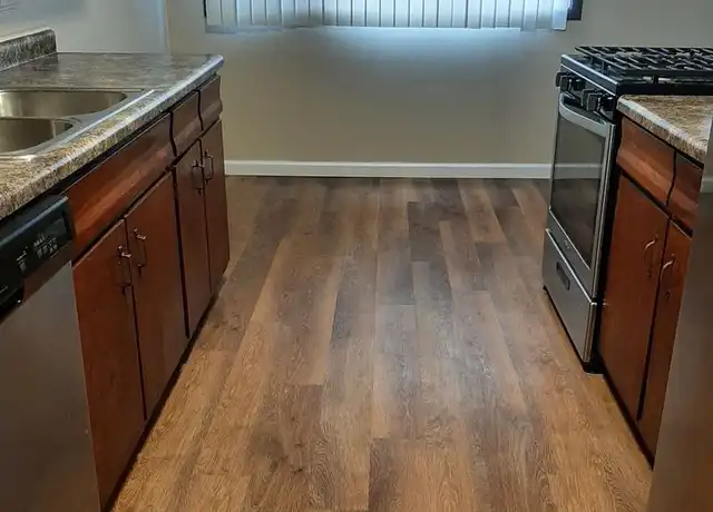 Property at 5950 E River Rd Unit 595011, Minneapolis, MN, 55432, 1 bed, 1 bath, [object Object]