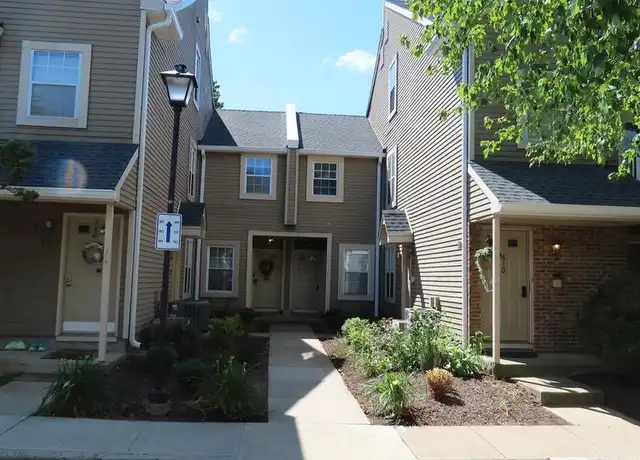 Property at 812 Society Pl Unit D2, Newtown, PA, 18940, 2 beds, 1 bath, [object Object]