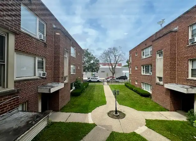 Property at 2409 W Jarvis Ave Unit 1E, Chicago, IL, 60645, 1 bed, 1 bath, [object Object]