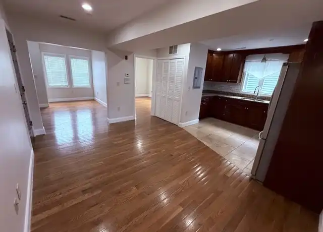 Property at 9 Boyd St Unit 2, Dorchester, MA, 02124, 3 beds, 1 bath, [object Object]