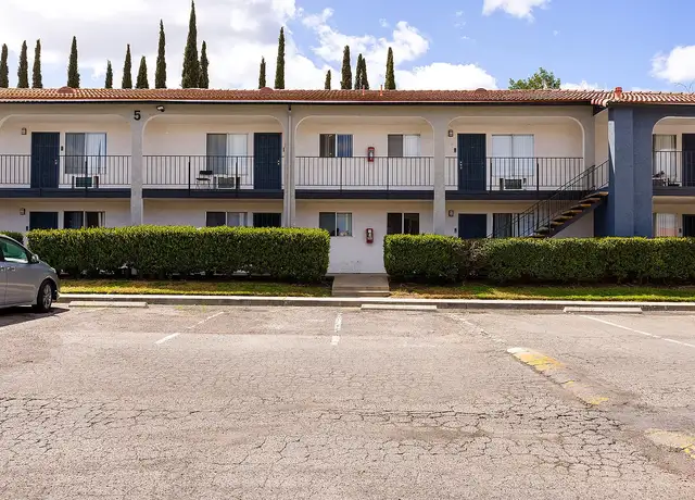 Photo of 1707 La Brea St, Ramona, CA 92065