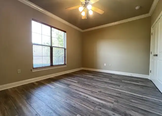 Property at 4848 Windsor Vlg Dr #102, Baton Rouge, LA, 70817, 3 beds, 2 baths, [object Object]