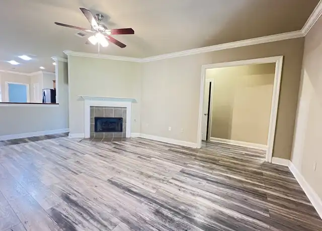 Property at 4848 Windsor Vlg Dr #102, Baton Rouge, LA, 70817, 3 beds, 2 baths, [object Object]