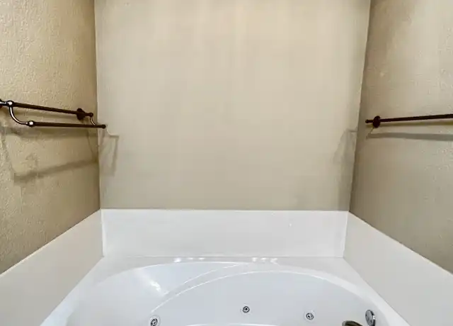 Property at 4848 Windsor Vlg Dr #102, Baton Rouge, LA, 70817, 3 beds, 2 baths, [object Object]