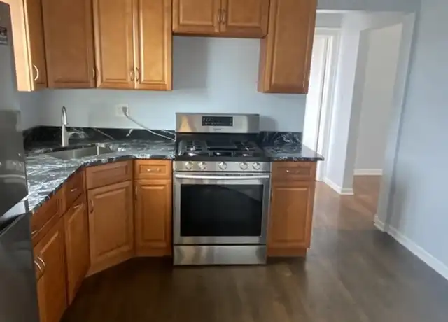 Property at 6501 W School St Unit 2W, Chicago, IL, 60634, 2 beds, 1 bath, [object Object]