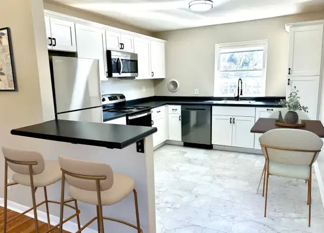 Property at 2722 Riedling Dr Unit 1, Louisville, KY, 40206, 2 beds, 1 bath, [object Object]