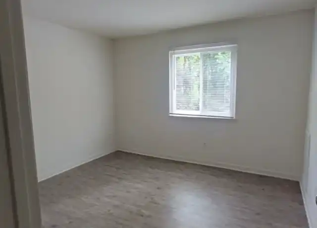 Property at 600 Reusens Rd Unit M135, Lynchburg, VA, 24503, 3 beds, 2 baths, [object Object]
