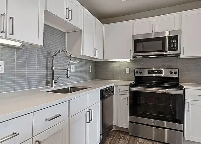 Property at The Pearl on Frankford - 7421 Frankford Rd, Dallas, TX, 75252, 1 bed, 1 bath, [object Object]