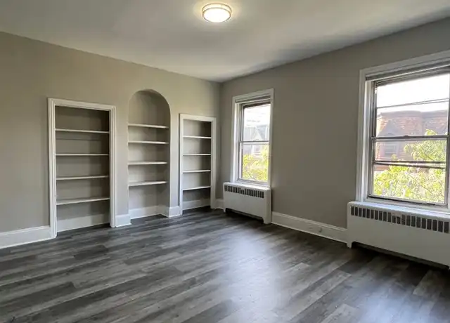Property at 143 N 21st St #3, Philadelphia, PA, 19103, 2 beds, 1 bath, [object Object]