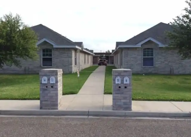 Property at 2303 Moonlight Ln, Edinburg, TX, 78541, 2 beds, 2 baths, [object Object]