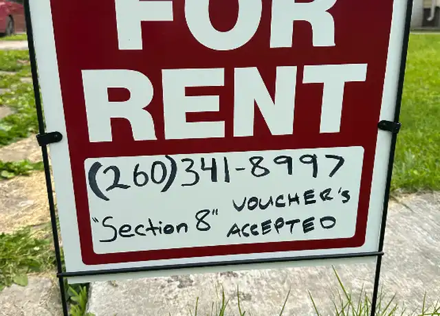 Property at 4206 Warsaw St, Fort Wayne, IN, 46806, 3 beds, 1 bath, [object Object]
