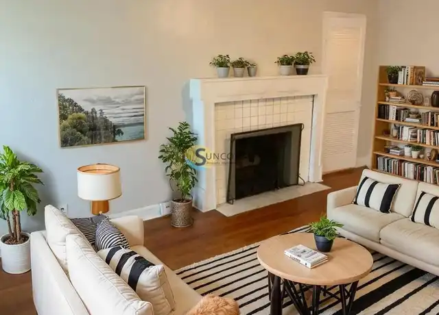 Property at 1143 Old Hickory Rd, Jacksonville, FL, 32207, 2 beds, 1 bath, [object Object]