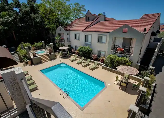 Property at Town Center Apartments - 333 Andover Dr, Burbank, CA, 91504, 1 bed, 1 bath, [object Object]
