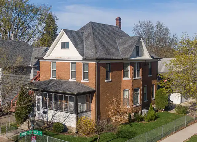 Property at 448 View St Unit Number 2, St Paul, MN, 55102, 2 beds, 1 bath, [object Object]