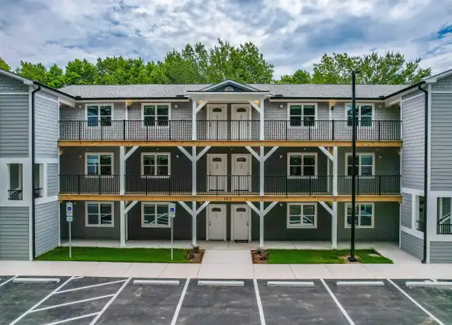 Property at 303 Linwood St Unit 204, Apex, NC, 27502, 2 beds, 1 bath, [object Object]