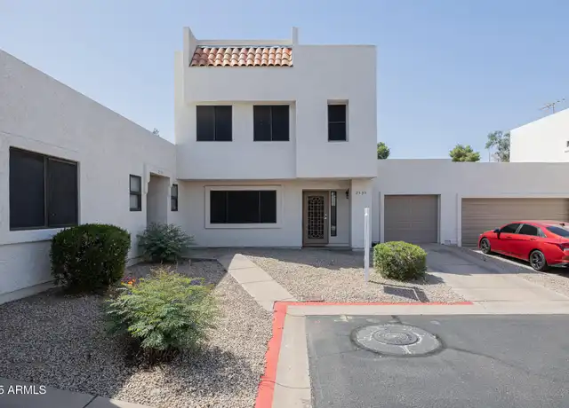Property at 2535 W Canyon Crest Cir, Phoenix, AZ, 85023, 2 beds, 2.5 baths, [object Object]