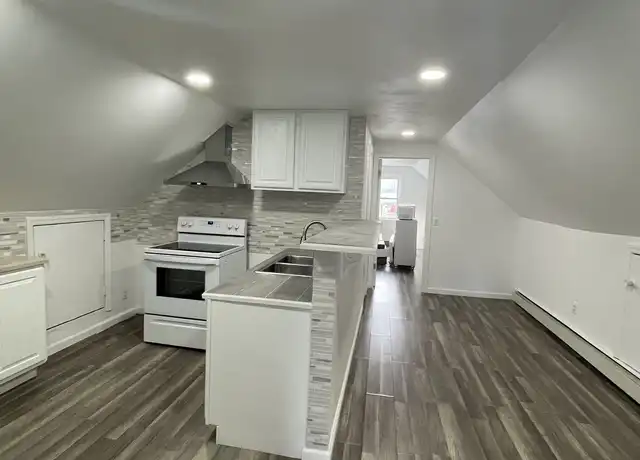 Property at 68 E 33rd St Unit 3, Paterson, NJ, 07514, 2 beds, 1 bath, [object Object]