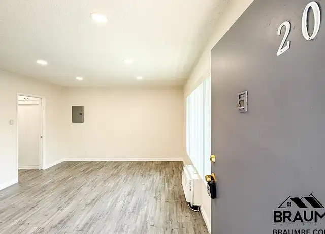 Property at 5131 Buffalo Ave, Sherman Oaks, CA, 91423, 0 beds, 1 bath, [object Object]