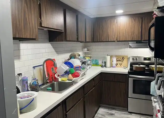 Property at 2 Acorn St Unit 2, Malden, MA, 02148, 2 beds, 1 bath, [object Object]