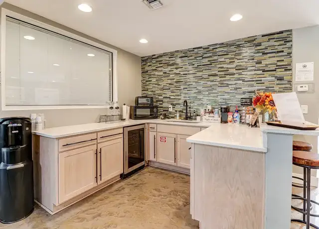 Photo of 101 Inverness Lndg, Birmingham, AL 35242