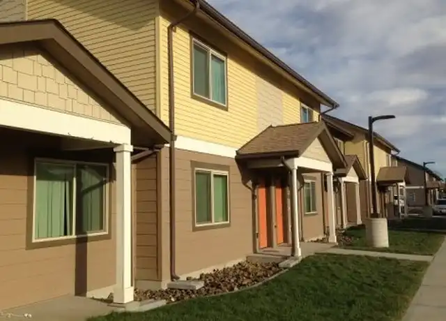 Property at 301 E Ave Unit 101, Granger, WA, 98932, 2 beds, 1 bath, [object Object]