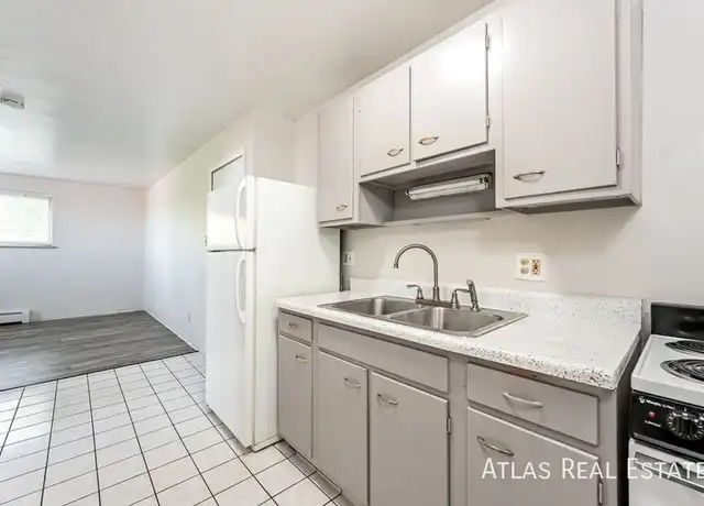 Property at 510 Dayton St Unit 4, Aurora, CO, 80010, 1 bed, 1 bath, [object Object]