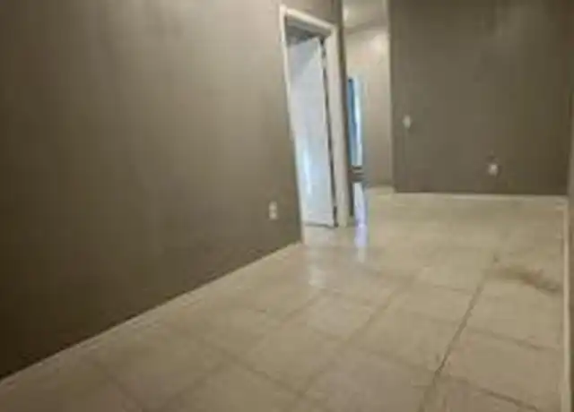 Property at 232 SW 10th St Unit Rear, Hallandale Beach, FL, 33009, 1 bed, 1 bath, [object Object]