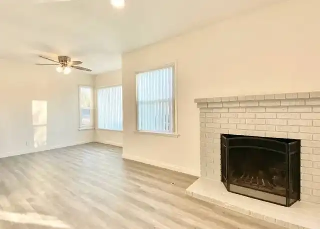 Property at 12341 Riverside Dr Unit 1, Valley Village, CA, 91607, 2 beds, 1 bath, [object Object]