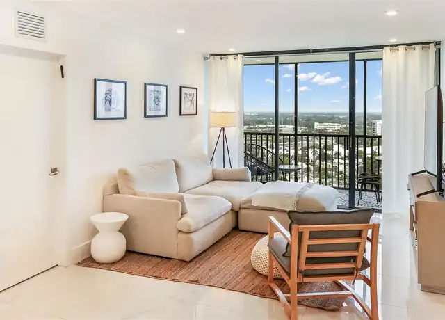 Property at 20335 W Country Club Dr Unit A2010, Aventura, FL, 33180, 2 beds, 2 baths, [object Object]