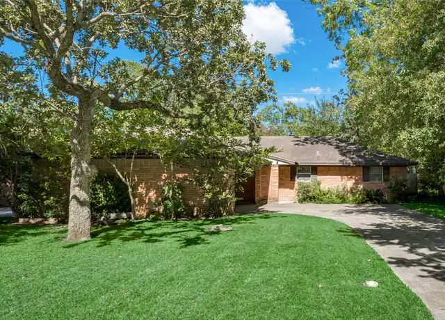 Property at 1522 Baggett Ln, Houston, TX, 77055, 2 beds, 2 baths, [object Object]