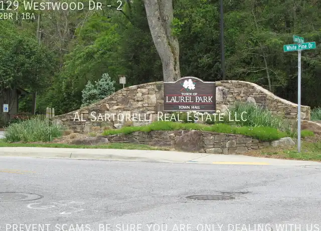 Property at 129 Westwood Dr Unit 2, Laurel Park, NC, 28739, 2 beds, 1 bath, [object Object]