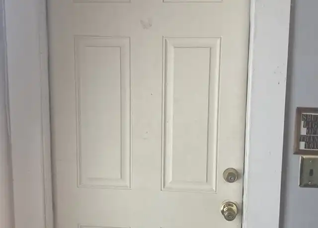Property at 24 Livingston Rd Unit 3, Brockton, MA, 02301, 1 bed, 1 bath, [object Object]