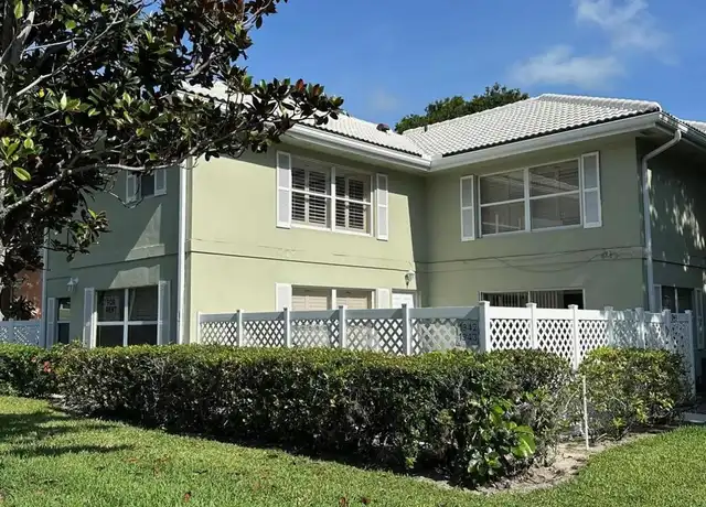 Property at 1943 Stratford Way Unit 1943, West Palm Beach, FL, 33409, 2 beds, 2.5 baths, [object Object]