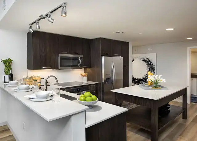 Property at Olympus Harbour Island - 301 Harbour Place Dr, Tampa, FL, 33602, 2 beds, 2 baths, [object Object]