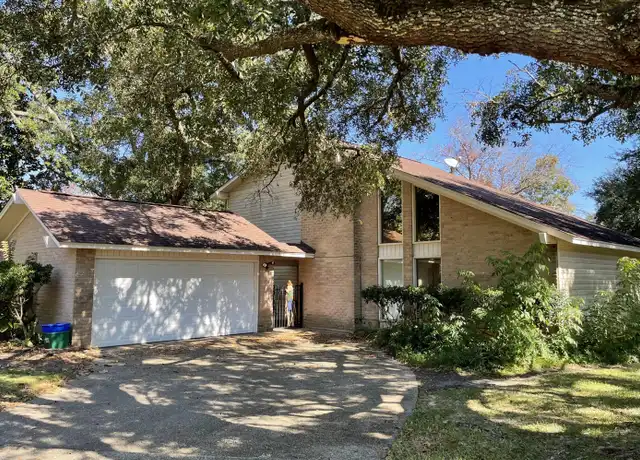 Property at 114 Watersedge Dr, Ocean Springs, MS, 39564, 3 beds, 2 baths, [object Object]