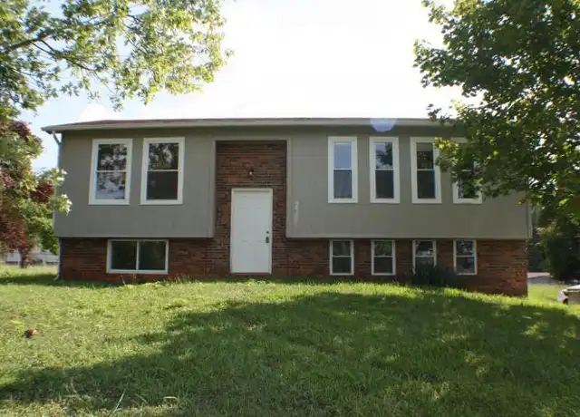 Property at 2367 Patricia Cir, Morristown, TN, 37814, 3 beds, 2 baths, [object Object]