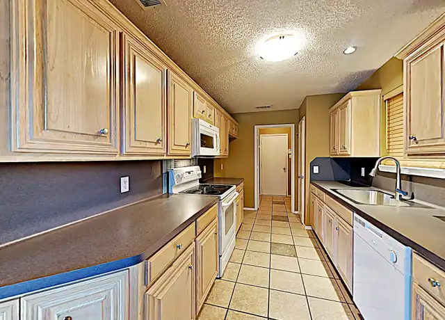 Property at 1324 Meadow Rose Trl, Burleson, TX, 76028, 3 beds, 2 baths, [object Object]