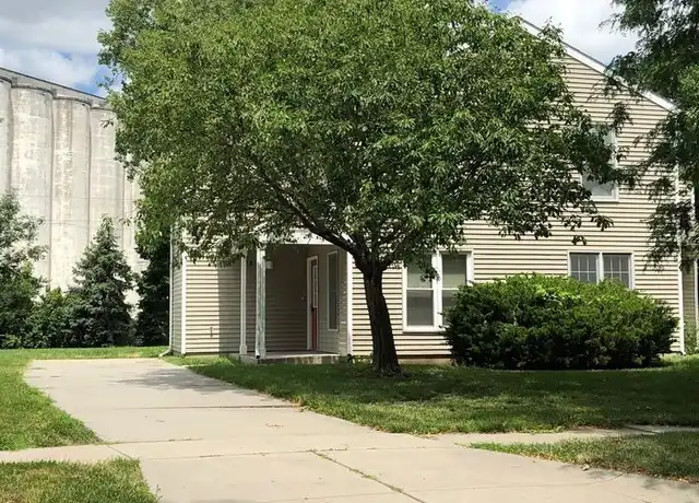 Property at 1851 Whittier St, Lincoln, NE, 68503, 3 beds, 2 baths, [object Object]