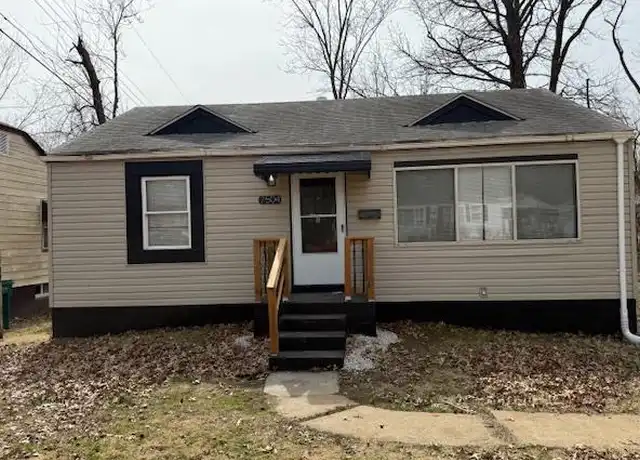 Property at 7504 Balfour Dr, Saint Louis, MO, 63133, 3 beds, 1 bath, [object Object]