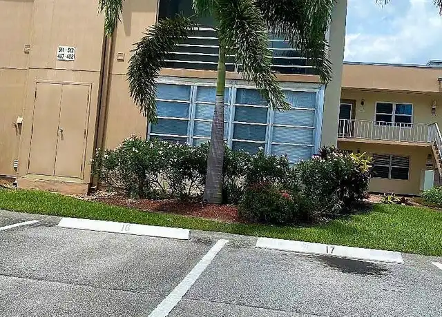 Property at 512 Burgundy K, Delray Beach, FL, 33484, 1 bed, 1.5 baths, [object Object]