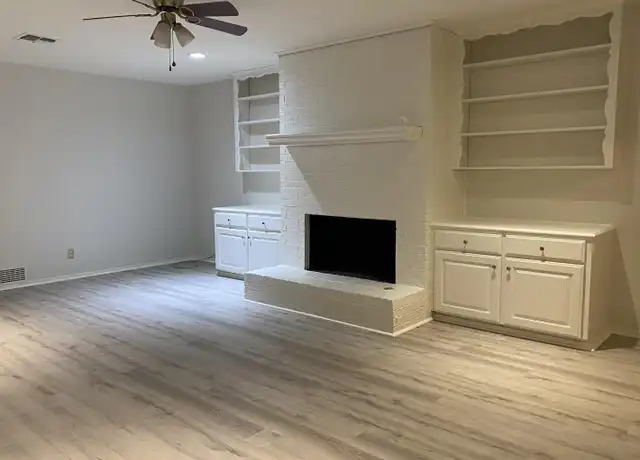 Property at 3806 New Copeland Rd, Tyler, TX, 75701, 3 beds, 2 baths, [object Object]