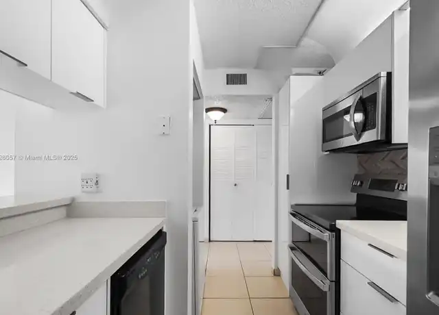 Property at 10167 Twin Lakes Dr Unit 23N, Coral Springs, FL, 33071, 2 beds, 2 baths, [object Object]