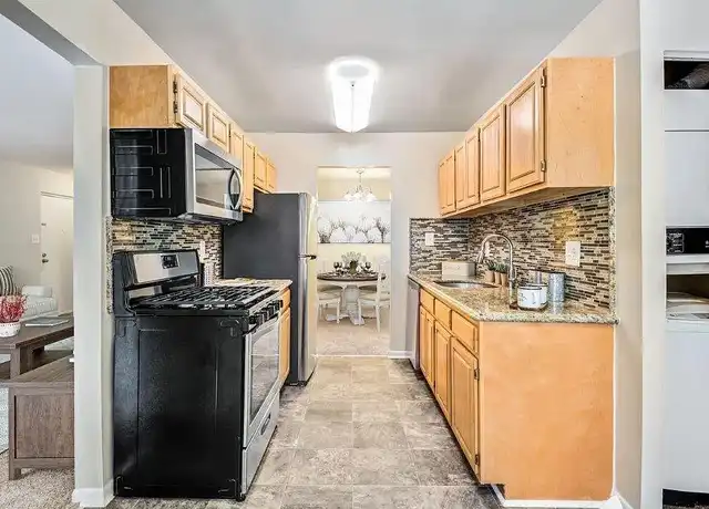 Property at Montgomery Trace Apartment Homes - 14120 Grand Pre Rd, Aspen Hill, MD, 20906, 1 bed, 1 bath, [object Object]