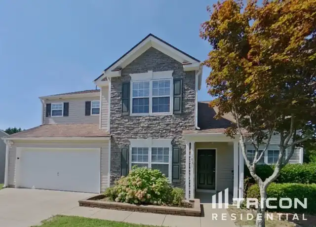 Property at 1631 Royal Ives Dr, Lawrenceville, GA, 30045, 5 beds, 2.5 baths, [object Object]